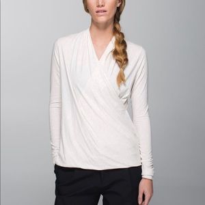 Lululemon light weight long sleeve